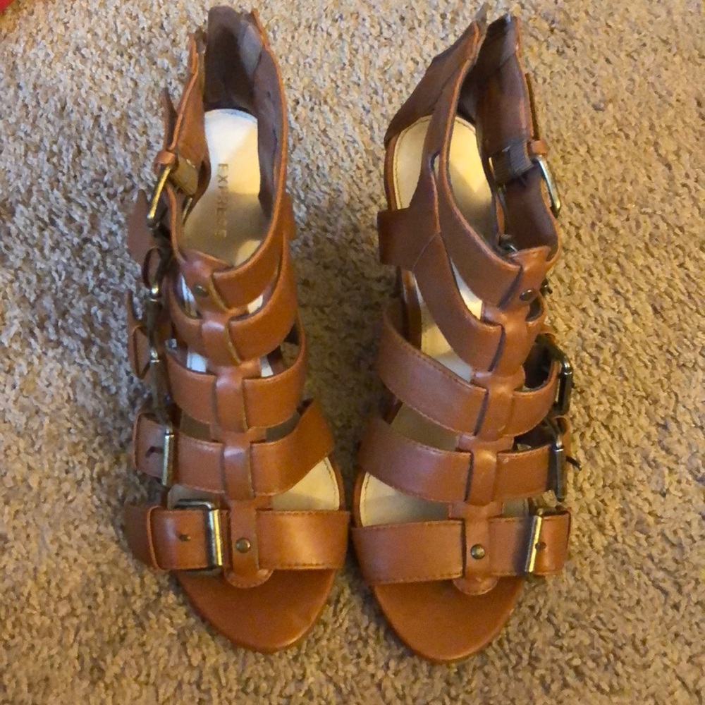 Express wedges